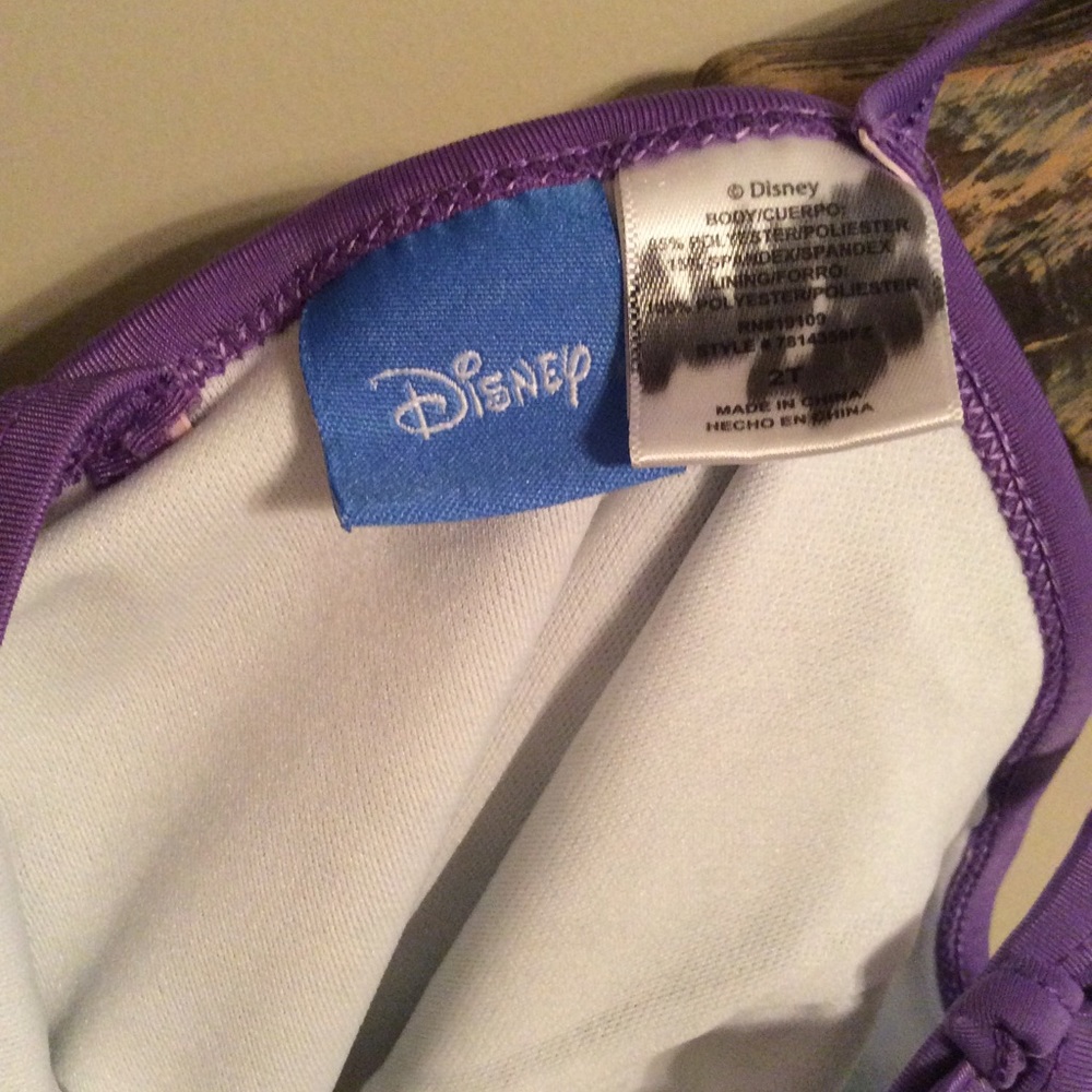 Disney swimsuit - Picture 4 of 4